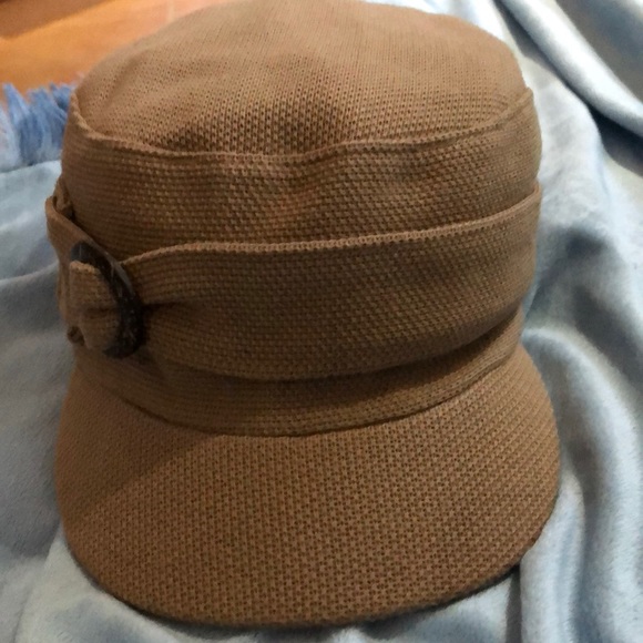 Hat - Picture 3 of 3